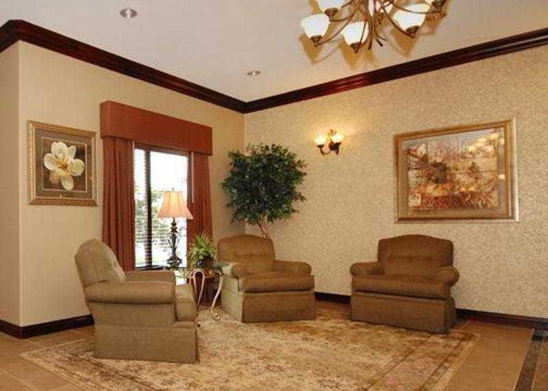 Holiday Inn Express And Suites Springfield Medical District By Ihg Інтер'єр фото